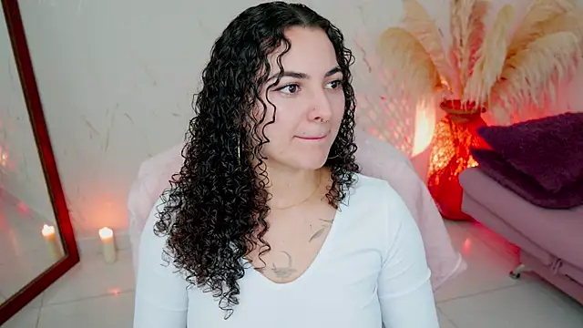 Snapshot of merida_bell18 chatting on May 18, 2026, 3:07 pm merida bell18 online show from May 18, 2026, 3:07 pm