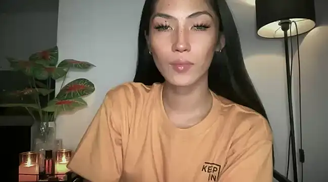 Bella Gordon online show from February 5, 2025, 9:18 pm