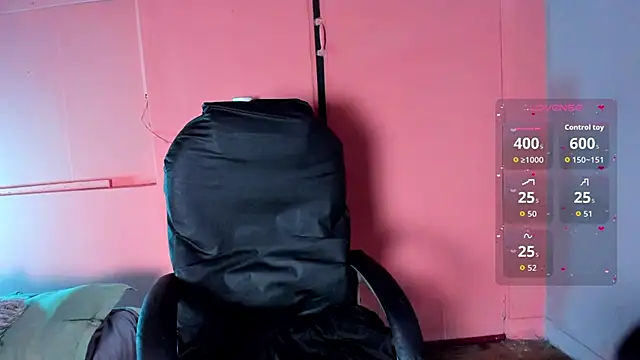 Desipleasure online show from October 13, 2025, 5:02 pm