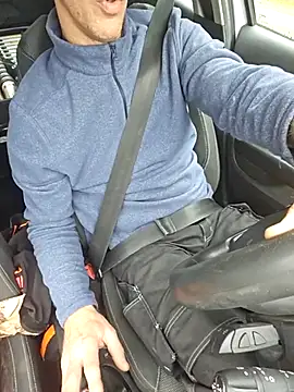 Xcoquinx online show from October 20, 2025, 12:05 pm