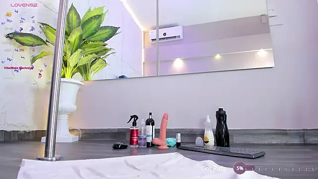 SaraFerrerx online show from March 8, 2025, 2:55 am