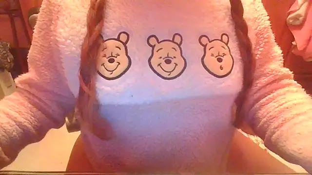 Snapshot of Sexymiss26 chatting on December 3, 2024, 8:06 pm Sexymiss26 online show from December 3, 2024, 8:06 pm