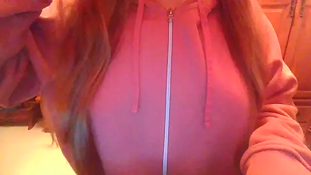 Snapshot of Sexymiss26 chatting on January 14, 2025, 7:21 pm Sexymiss26 online show from January 14, 2025, 7:21 pm