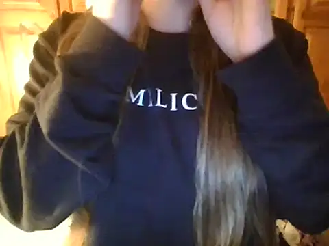 Snapshot of Sexymiss26 chatting on February 19, 2025, 9:36 pm Sexymiss26 online show from February 19, 2025, 9:36 pm