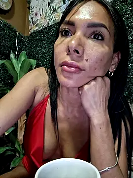 Doll Loren online show from September 27, 2025, 9:09 pm