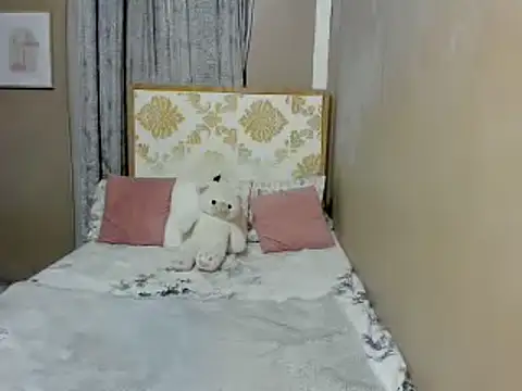 lady kim boner online show from February 27, 2025, 12:34 pm