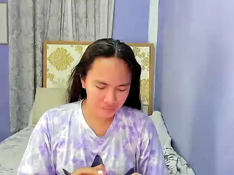 lady kim boner online show from October 12, 2025, 5:50 am