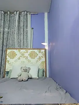 lady kim boner online show from April 9, 2026, 10:04 pm