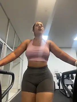 Snapshot of daniela_henao chatting on June 12, 2026, 1:48 am daniela henao online show from June 12, 2026, 1:48 am