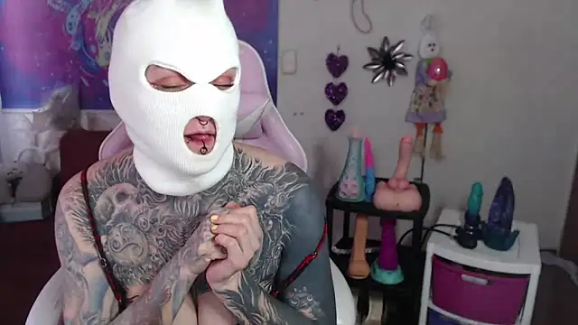 SLOPPYTITSS online show from March 22, 2025, 12:25 pm