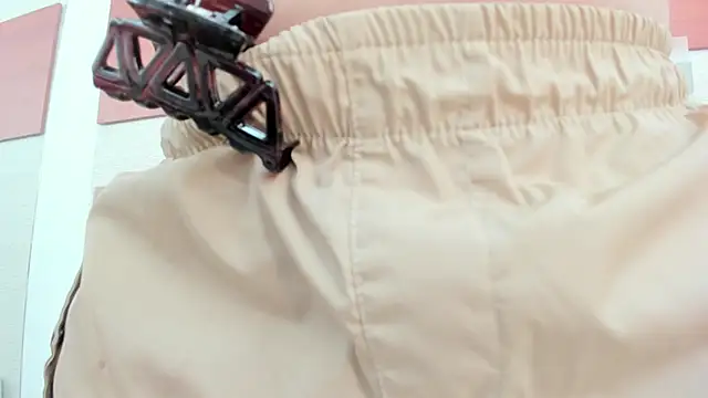 Snapshot of allice_green chatting on March 18, 2026, 1:53 am allice green online show from March 18, 2026, 1:53 am