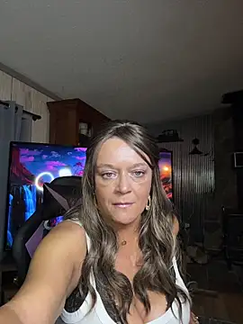 Snapshot of cowgirlc chatting on March 13, 2026, 1:56 am cowgirlc online show from March 13, 2026, 1:56 am