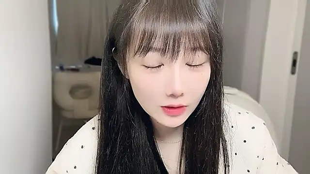 Villagechief online show from November 6, 2025, 2:12 am