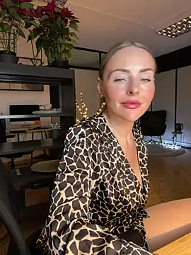 EmaSalis online show from December 11, 2024, 10:14 am