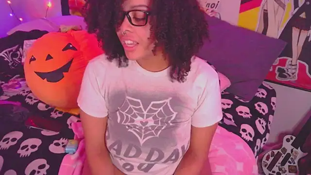 Snapshot of N1NT3NDH03 chatting on January 16, 2025, 7:28 am N1NT3NDH03 online show from January 16, 2025, 7:28 am