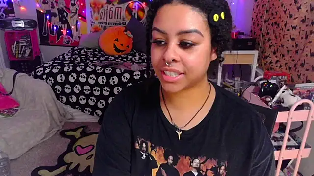 Snapshot of N1NT3NDH03 chatting on September 9, 2025, 3:17 am N1NT3NDH03 online show from September 9, 2025, 3:17 am