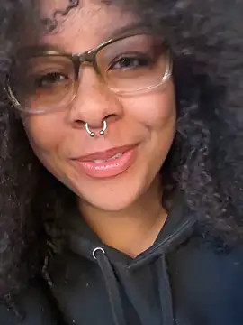 Snapshot of N1NT3NDH03 chatting on November 11, 2025, 3:01 pm N1NT3NDH03 online show from November 11, 2025, 3:01 pm