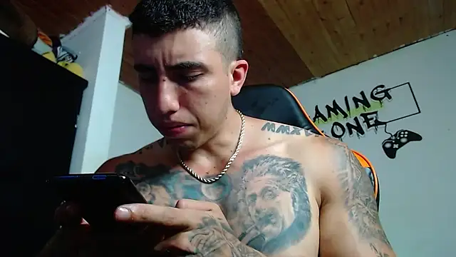 Adam Hudsond online show from February 3, 2025, 11:58 pm