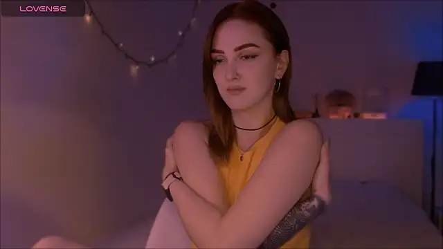 LilyFarey online show from September 20, 2025, 8:54 pm