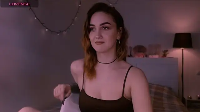 LilyFarey online show from October 21, 2025, 6:41 pm