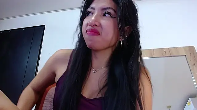 Snapshot of Sweet_baby_hellen chatting on January 8, 2025, 4:02 am Sweet baby hellen online show from January 8, 2025, 4:02 am