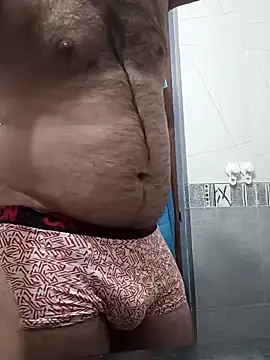 Snapshot of desicockandball chatting on March 4, 2025, 7:01 pm desicockandball online show from March 4, 2025, 7:01 pm