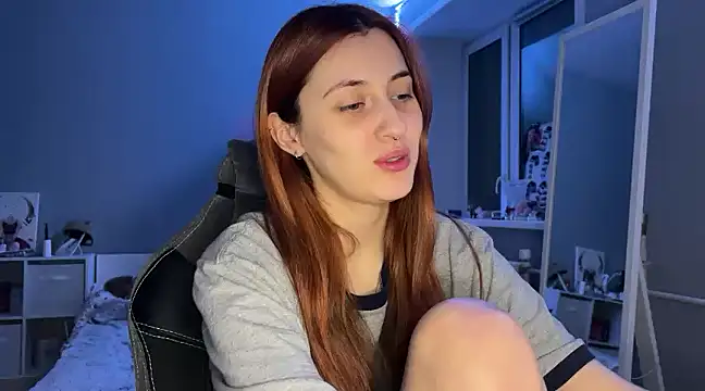 Uniarten online show from January 21, 2025, 8:43 pm