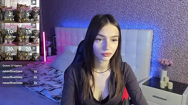 Snapshot of SophieCatty chatting on February 5, 2025, 9:36 am SophieCatty online show from February 5, 2025, 9:36 am