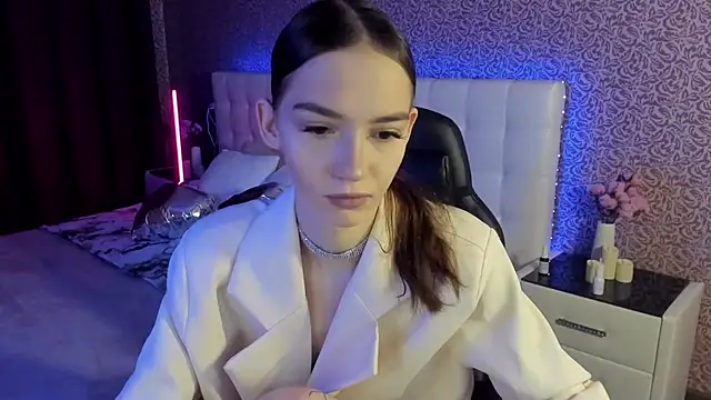 Snapshot of SophieCatty chatting on February 25, 2025, 6:36 am SophieCatty online show from February 25, 2025, 6:36 am