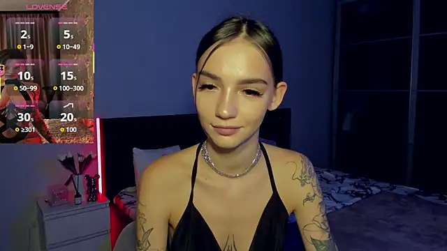 Snapshot of SophieCatty chatting on November 8, 2025, 1:06 am SophieCatty online show from November 8, 2025, 1:06 am