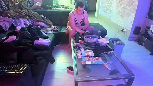 slankecrosdresser online show from February 16, 2025, 9:48 pm