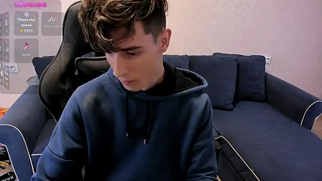 Snapshot of James_Mills chatting on September 19, 2025, 8:09 pm James Mills online show from September 19, 2025, 8:09 pm