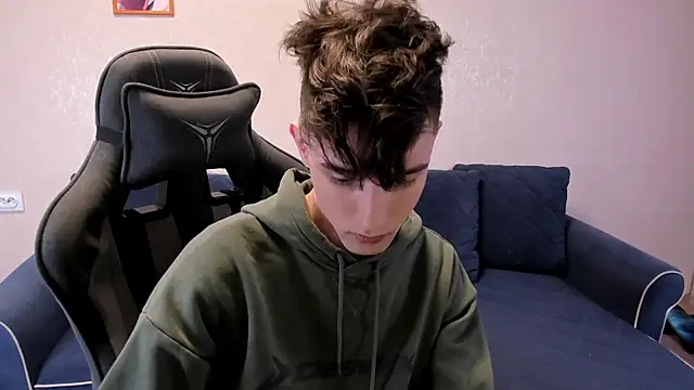 Snapshot of James_Mills chatting on October 25, 2025, 6:35 pm James Mills online show from October 25, 2025, 6:35 pm