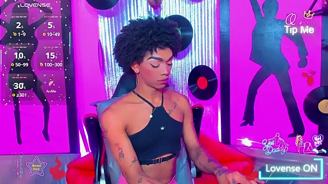 Snapshot of nickyminach_ chatting on February 28, 2026, 7:48 pm nickyminach online show from February 28, 2026, 7:48 pm