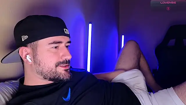 DominantTheo online show from March 24, 2026, 3:00 am