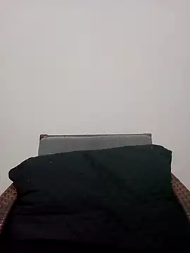 VIC22SECRET online show from February 13, 2025, 12:57 am