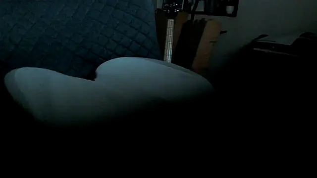 Snapshot of blow2gold chatting on February 24, 2025, 9:52 pm blow2gold online show from February 24, 2025, 9:52 pm