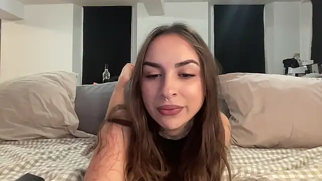 Snapshot of onefire56 chatting on January 5, 2025, 9:14 pm onefire56 online show from January 5, 2025, 9:14 pm