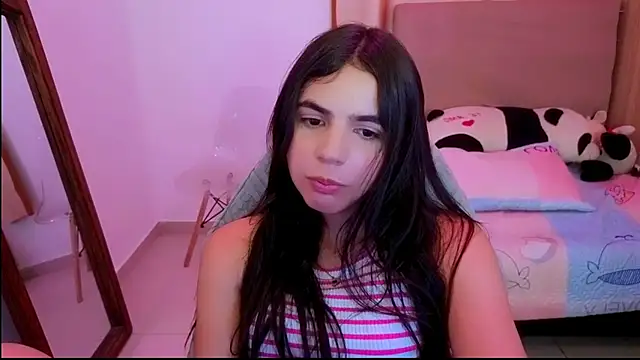  elenna online show from March 10, 2026, 6:13 pm