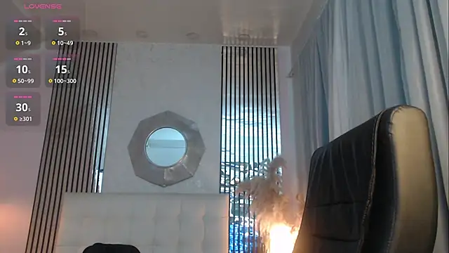 Snapshot of Jessie_williams chatting on June 1, 2026, 7:37 pm Jessie williams online show from June 1, 2026, 7:37 pm