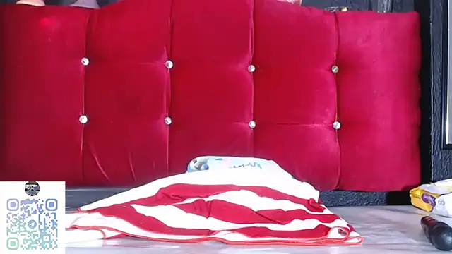 Snapshot of Upskirt_Squirt96 chatting on February 18, 2025, 1:22 pm Upskirt Squirt96 online show from February 18, 2025, 1:22 pm