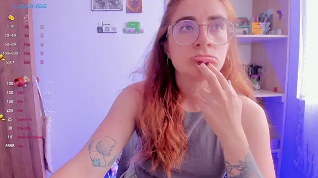 Snapshot of linda_giggle chatting on February 25, 2025, 4:53 pm linda giggle online show from February 25, 2025, 4:53 pm