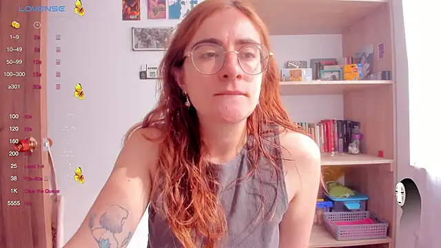 Snapshot of linda_giggle chatting on March 12, 2025, 1:51 pm linda giggle online show from March 12, 2025, 1:51 pm