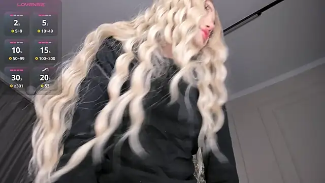 mikio san online show from December 5, 2024, 2:20 am