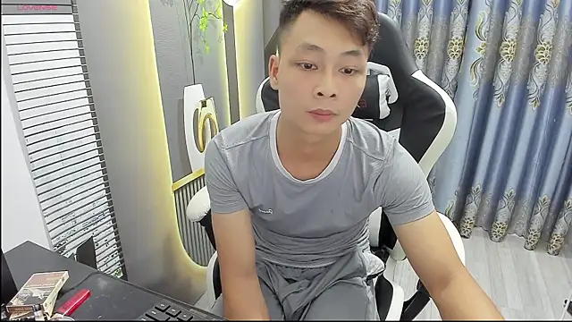 Snapshot of Naughty--asian chatting on July 17, 2026, 1:07 pm Naughty--asian online show from July 17, 2026, 1:07 pm