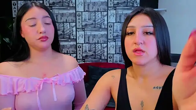 Isa And Natasha online show from June 18, 2026, 1:48 pm