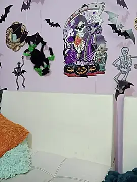 Deina bunny online show from October 10, 2025, 9:03 pm