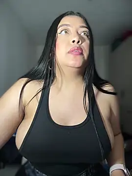 cami ortiz   online show from January 17, 2025, 2:18 am