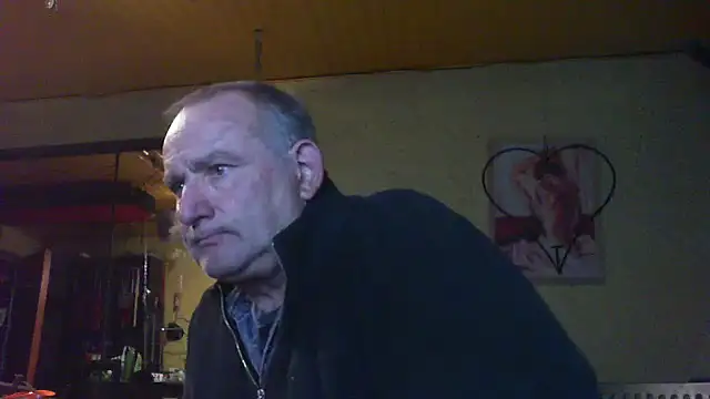 Snapshot of jeanlulu chatting on November 9, 2025, 5:00 pm jeanlulu online show from November 9, 2025, 5:00 pm