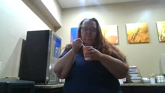 Snapshot of Hornybbw1978 chatting on September 17, 2025, 6:48 am Hornybbw1978 online show from September 17, 2025, 6:48 am